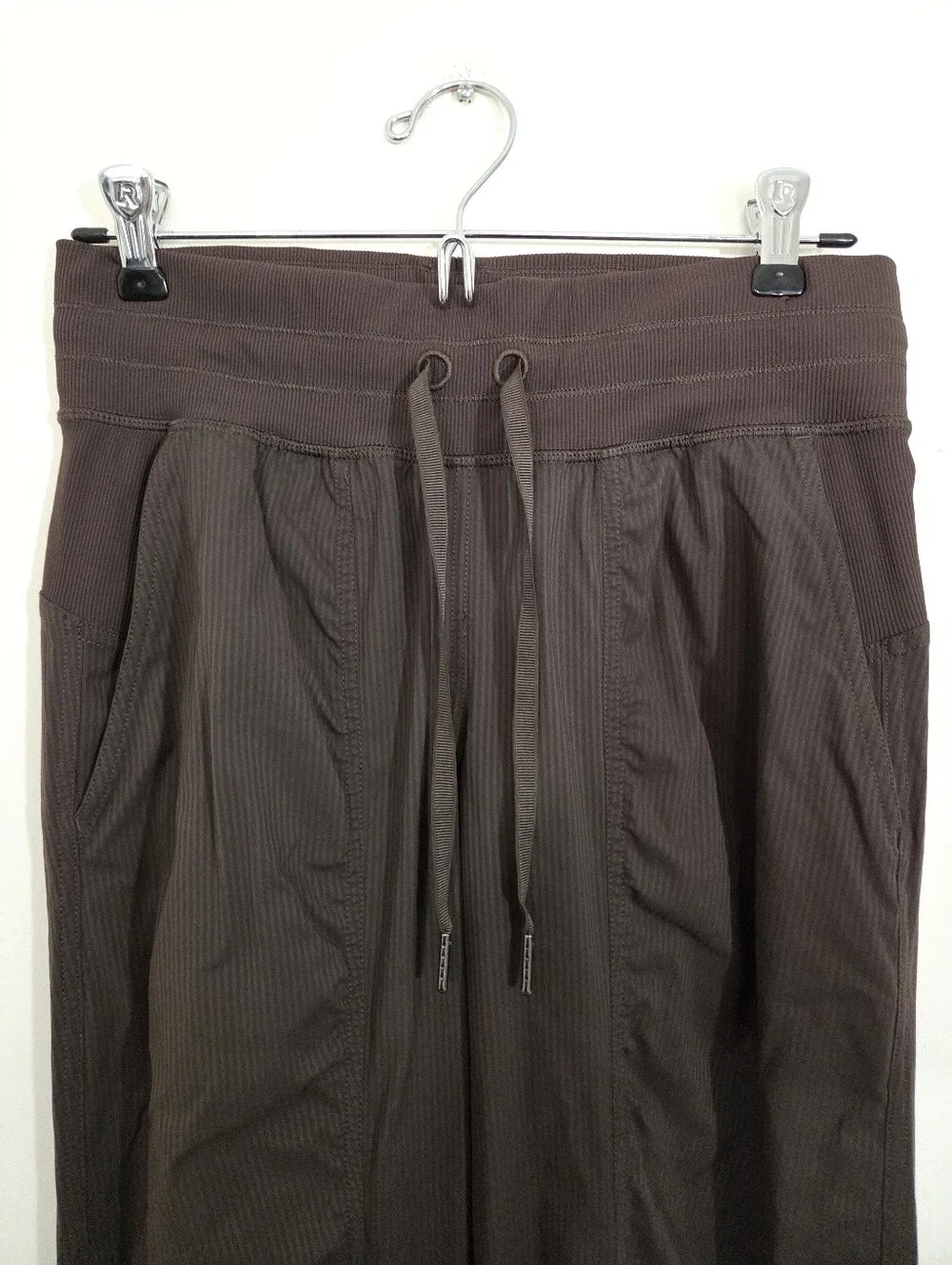 Lululemon Dance Studio Mid-Rise Jogger Pants Full Length Brown Size 4